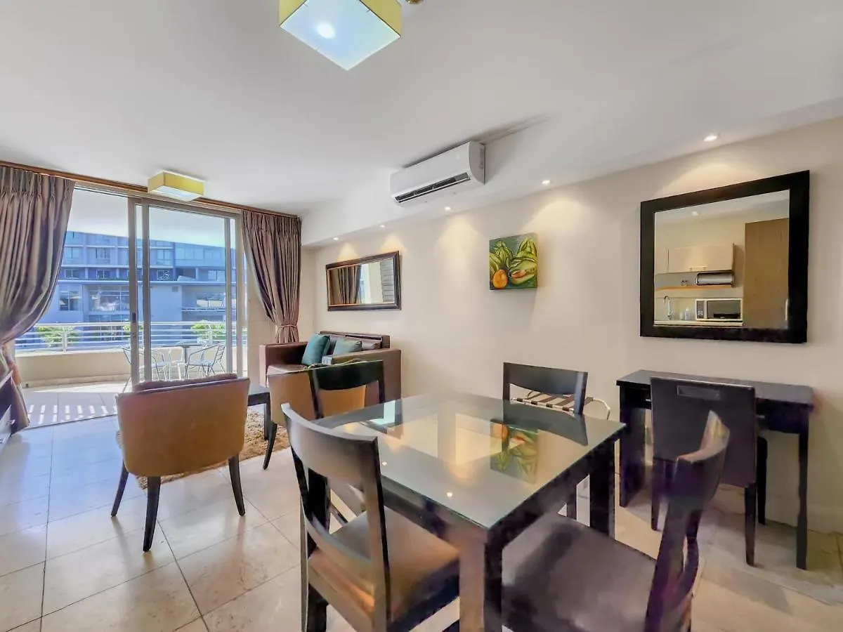 Soak Up Canal Views, Walk To V&A Waterfront And Cticc Cape Town 0*,