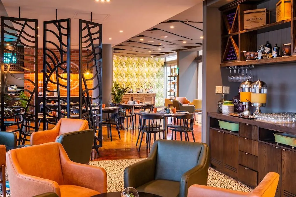 Soak Up Canal Views, Walk To V&A Waterfront And Cticc Cape Town South Africa